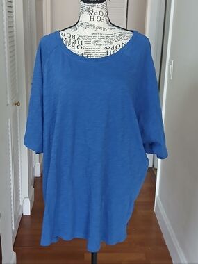 NWT Peruvian Connection‎ Relaxed Raglan Tee